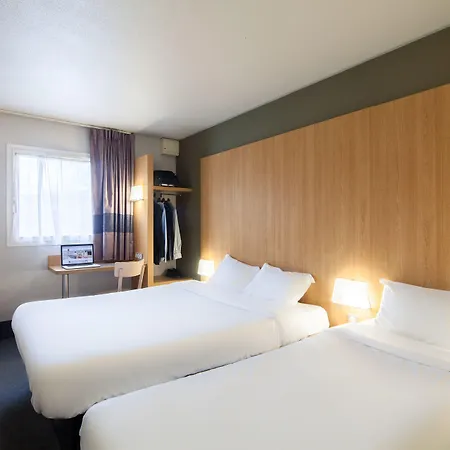 Hotel Clermont-ferrand Nord 2*