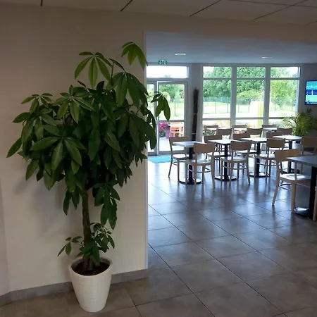 Hotel Clermont-ferrand Nord 2*