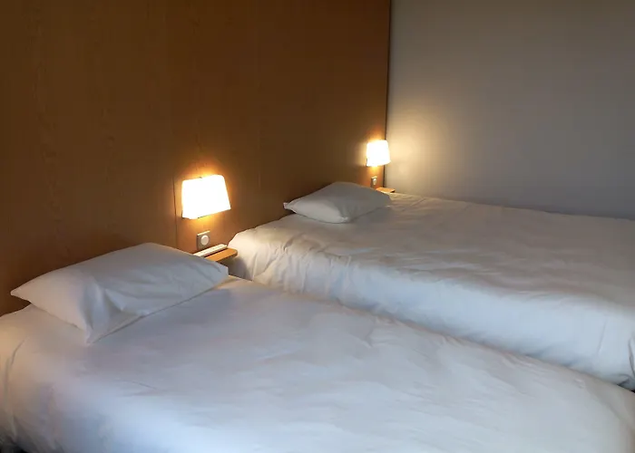 Hotel Clermont-ferrand Nord 2*