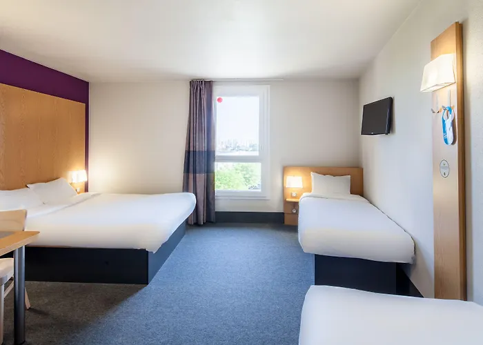 Hotel Clermont-ferrand Nord 2*
